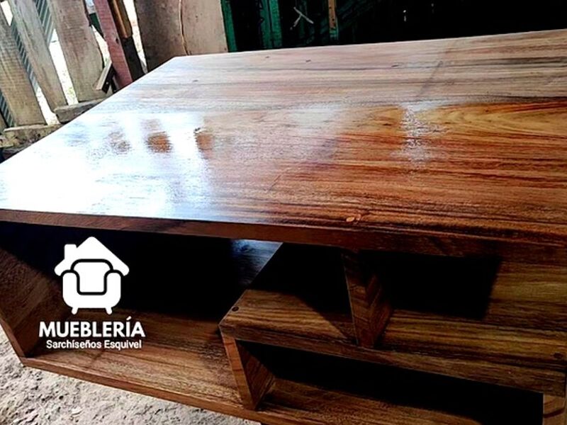 Mesa centro madera guanacaste ALAJUELA