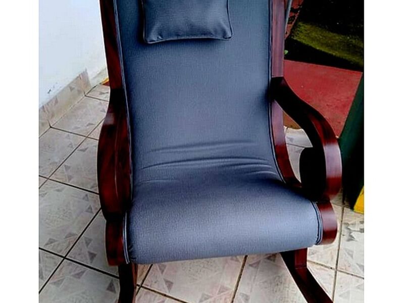 Silla mecedora ALAJUELA