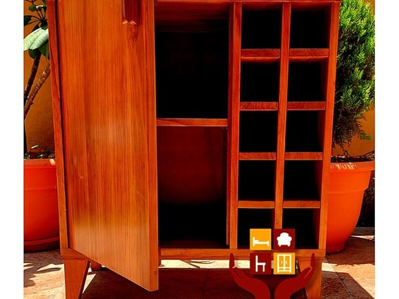 Vinera madera laurel HEREDIA