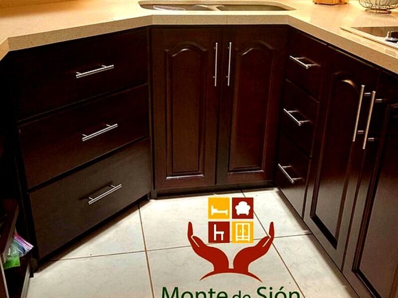 Mueble cocina madera laurel HEREDIA