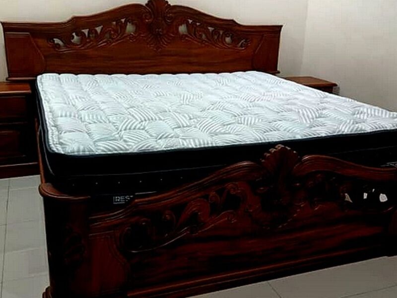 Cama matrimonial madera cenízaro SARCHÍ
