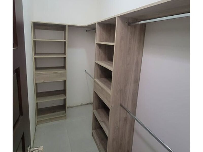 Walk-In Closet Costa Rica