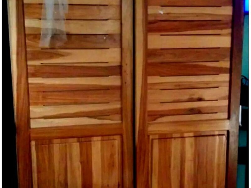 Closet madera laurel ALAJUELA 