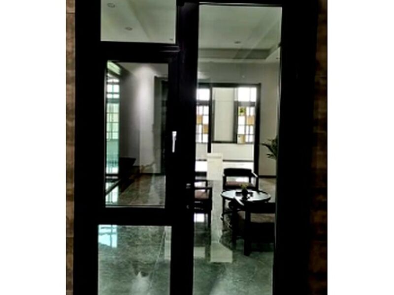 Puerta entrada aluminio LIBERIA