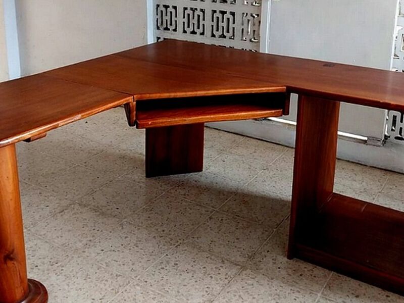 Escritorio amplio madera Cenízaro CARTAGO
