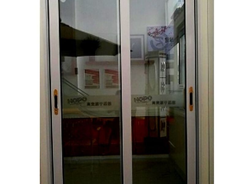 Puerta corrediza aluminio NARANJO