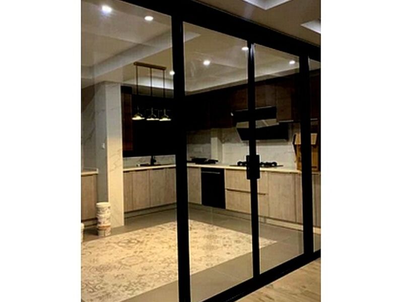 Puerta vidrio transparente NARANJO