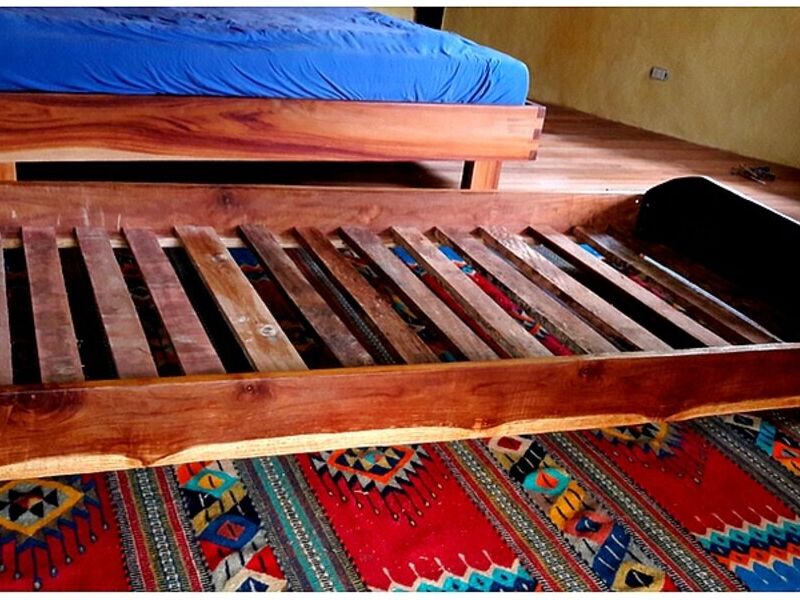Cama rústica individual cenízaro ALAJUELA