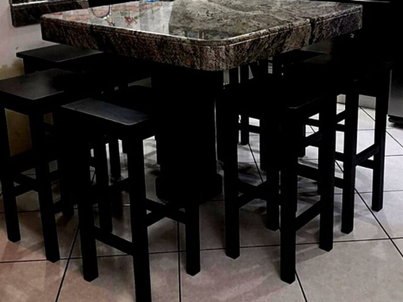 Bancos color negro ALAJUELA