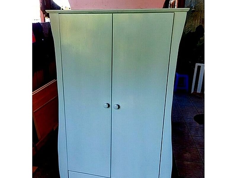 Ropero pequeño fabricado madera pino ALAJUELA